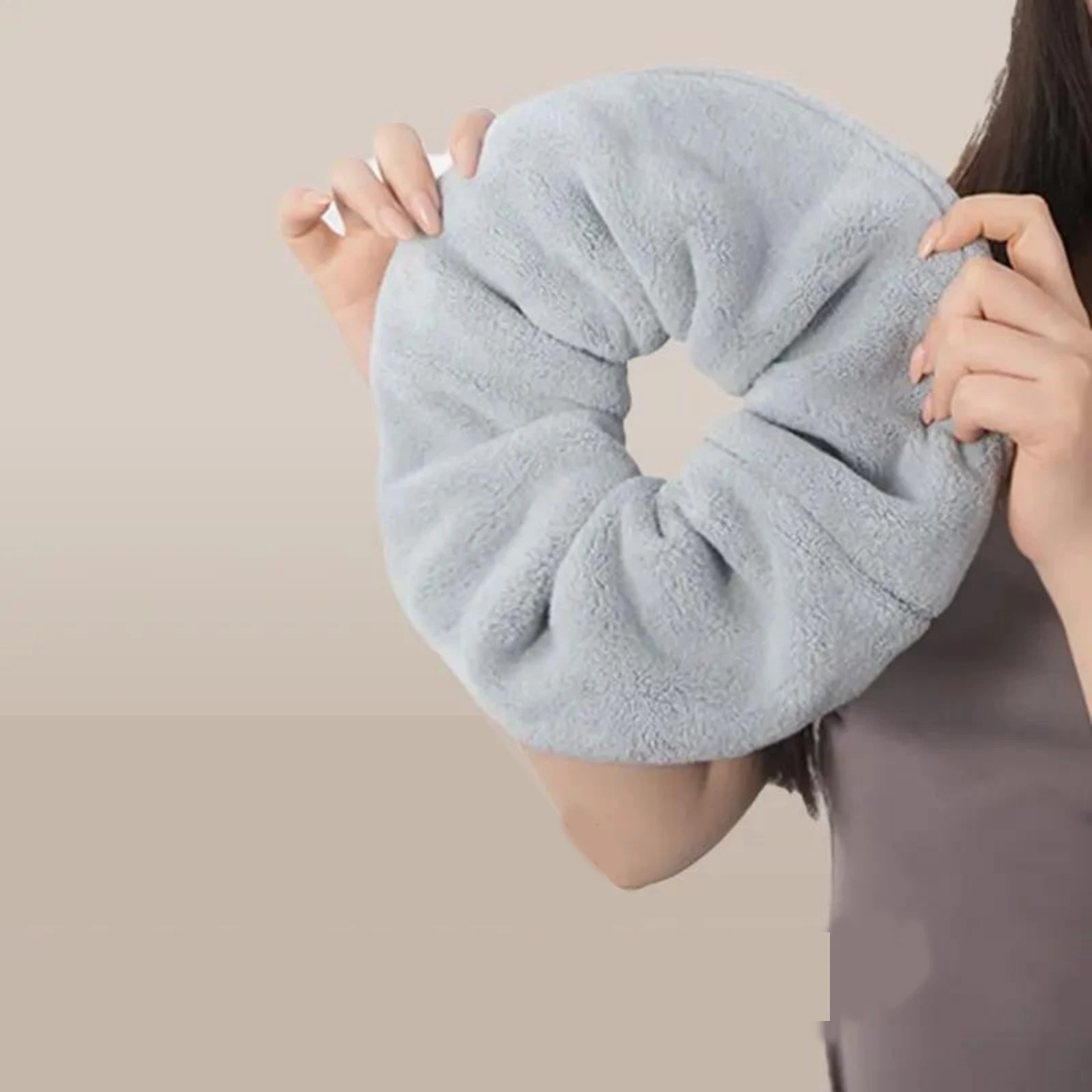Travel Accessories Aesthetic - 1 x saugfähiges Haarhandtuch, Haargummi, schnell